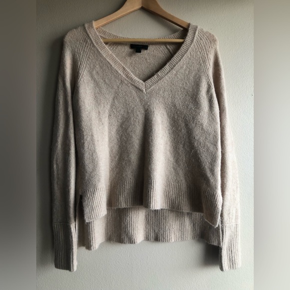 J. Crew Sweaters - J.Crew Merino Wool Women’s V Neck Sweater Long Sleeve Beige Size XS